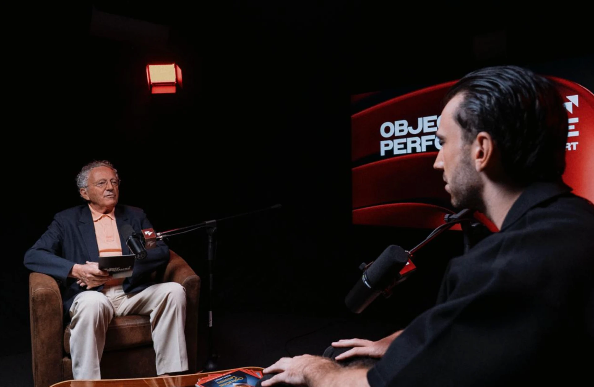 Luc Labarile interviewé par Nelson Monfort sur le plateau Objectif Performance